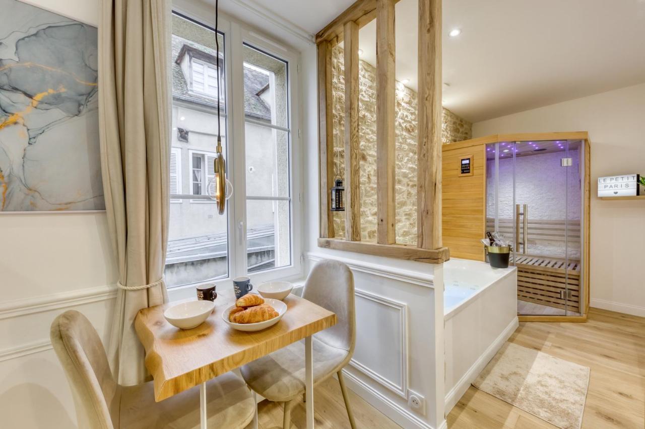 Le Petit Paris - Cocon & Spa & Sauna Шартър Екстериор снимка