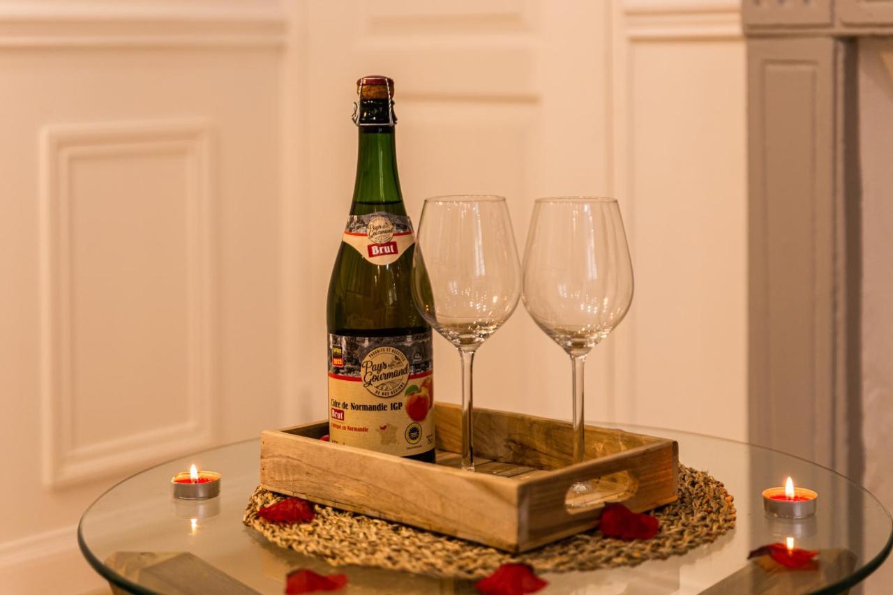 Le Petit Paris - Cocon & Spa & Sauna Шартър Екстериор снимка